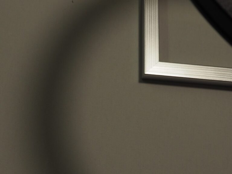 The Art of Layering Textures in Home Decoration